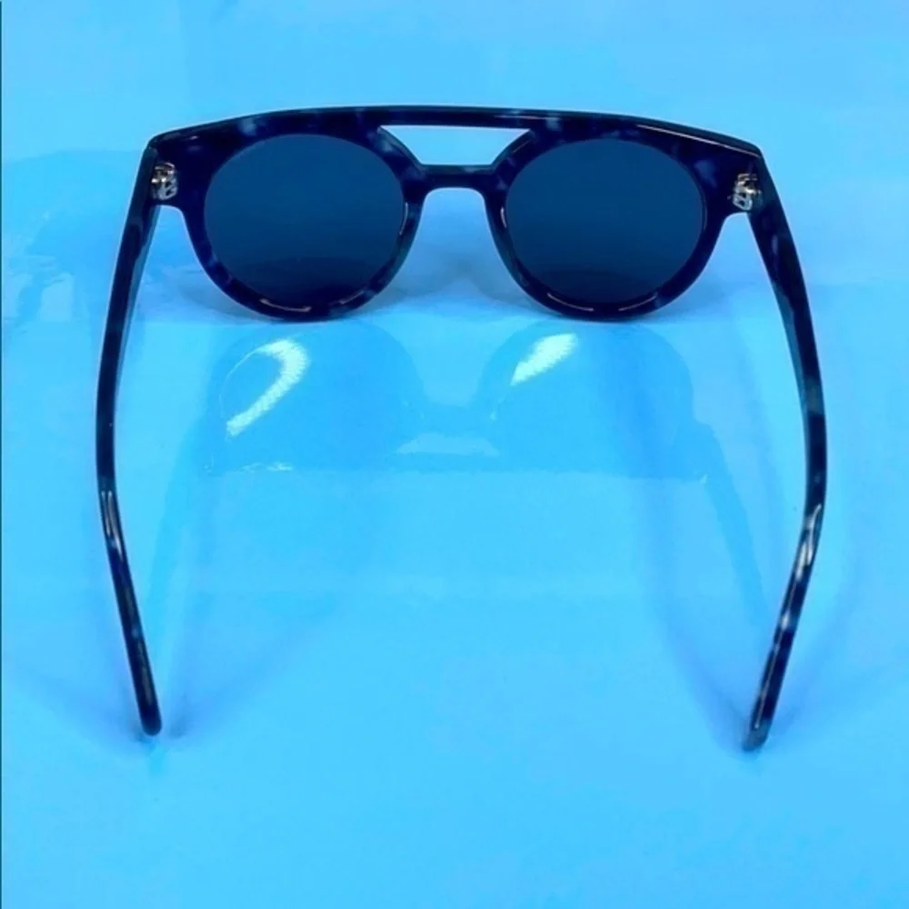Men’s KOMONO Black Blue Sunglasses NEW🌴